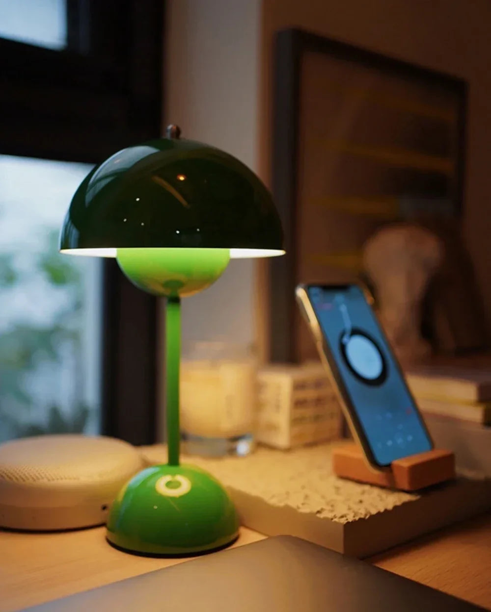 Flowerbud Table Lamp - Frogfinds