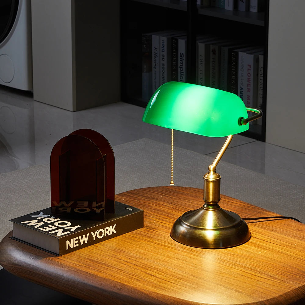 Classic Green Bankers Desk Lamp - Frogfinds